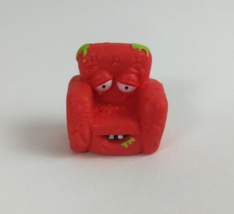 Moose Grossery Gang Series 3 Putrid Power Junk Yard Red Ouch Couch - $6.75 CAD