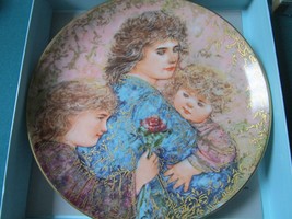 Edna Hibel Collector Plate Nib Other&#39;s Day 1990 &quot;Elizabeth.... [*4] - £51.71 GBP