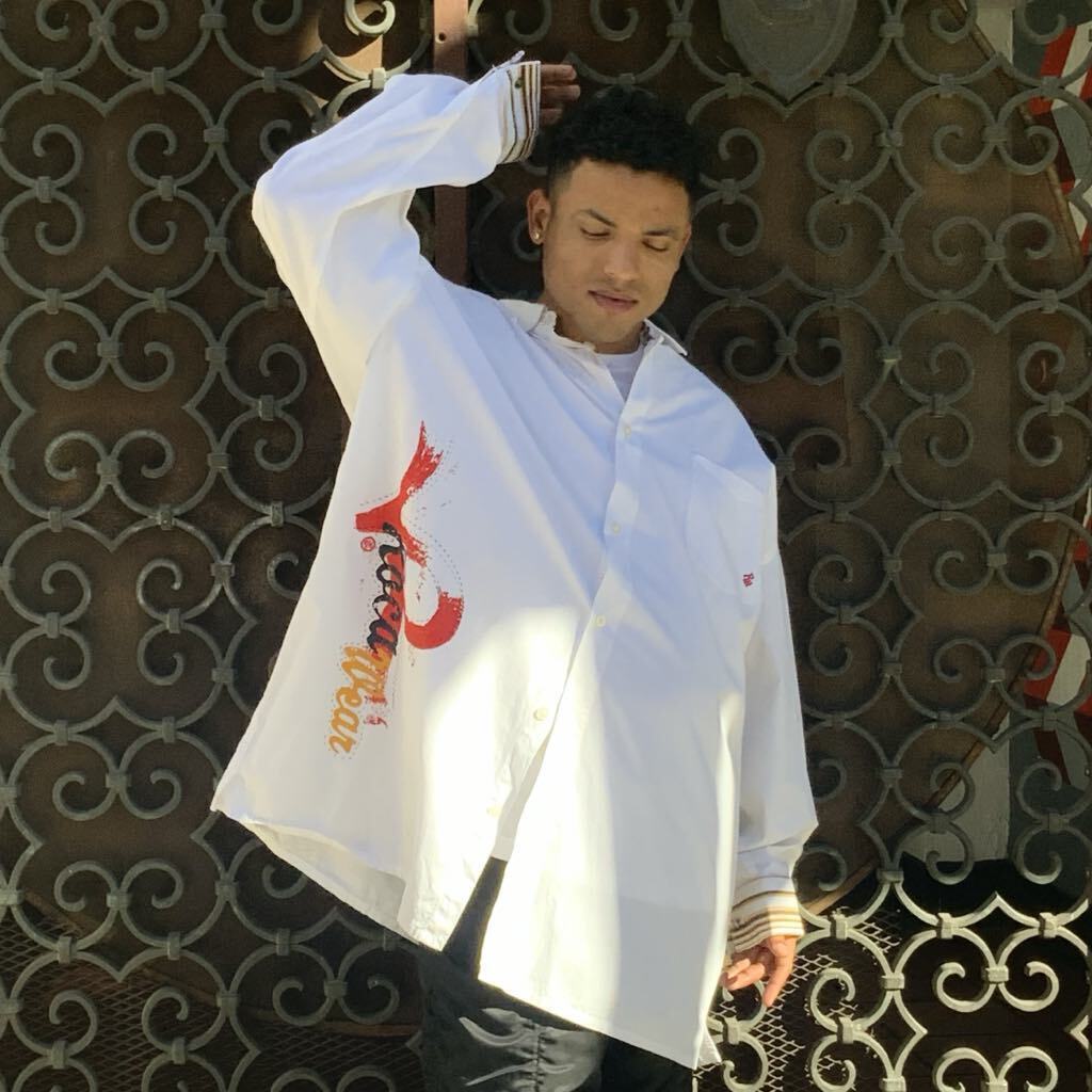 Full-size item image