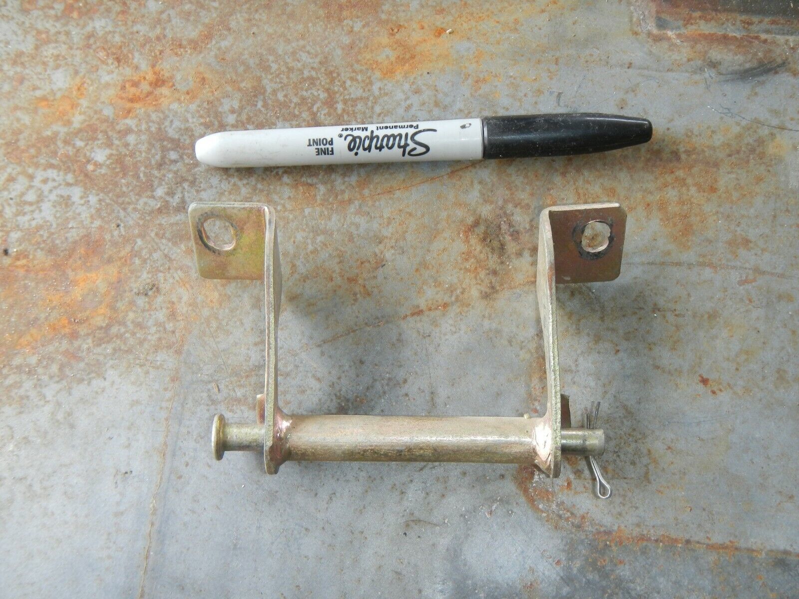 Seat front pivot hinge 2008 Zap Zapino 60 v Volt Electric Scooter - $5.14