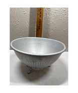 Vintage Wear-Ever Aluminum Colander Self-Standing Footed A-3125 Made in USA - $512.19 MXN