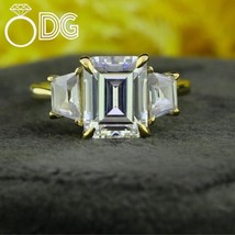 Three Stone Ring, 3.00 CT Emerald Cut Colorless Moissanite Engagement Ri... - $3,734.05 MXN