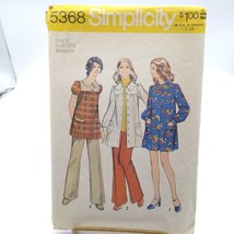 Vintage Sewing PATTERN Simplicity 5368, Misses Maternity 1972 Mini Smock Dress - $17.42