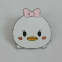 Disney Tsum Tsum Daisy Duck Trading Pin - $4.37