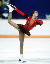 BEAUTIFUL KATERINA WITT GERMAN figure skater 5X7 Photo - £6.38 GBP