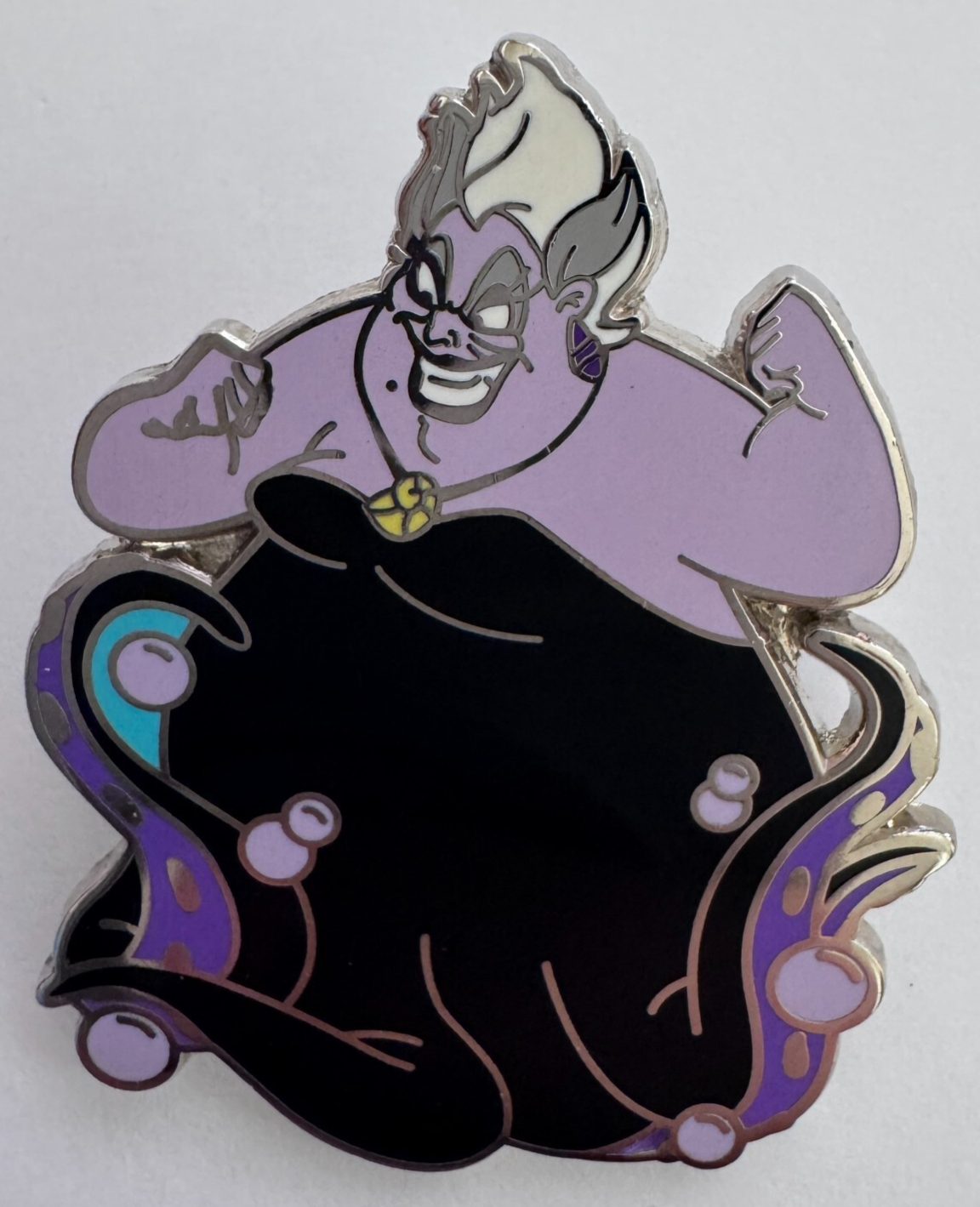 Disney Ursula Bubbles Little Mermaid Pin 2010 Pin - $12.86
