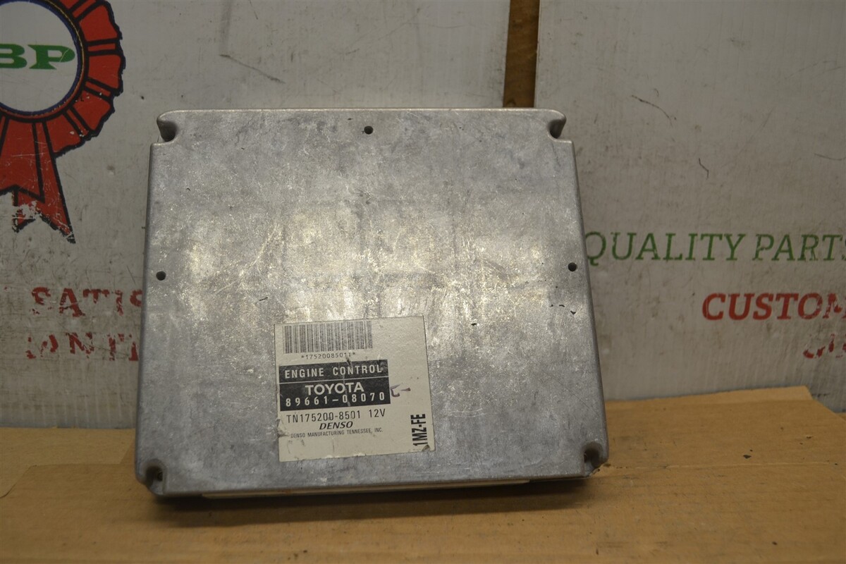 2002-03 Toyota Sienna Engine Control Unit ECU 8966108070 Module 593-7d3 - $93.09
