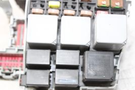 12-15 RANGE ROVER EVOQUE Fuse Box F668 image 5