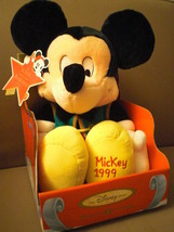 Disney&#39;s  Mickey Mouse &quot;A Season to Remember&quot; 1999 Plush NIB - £19.93 GBP