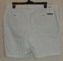 NWT MENS IZOD Saltwater STRETCH RELAXED CLASSICS WHITE SHORTS  SIZE 42 - £22.02 GBP