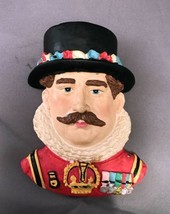 E.P.L. Cuggly Wugglies Collection Beefeater Man Head Wall Hanging Plaque - $10.00
