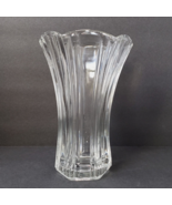 Anchor Hocking 8.25&quot; Scalloped Edge Clear Heavy Glass Vase - $25.20