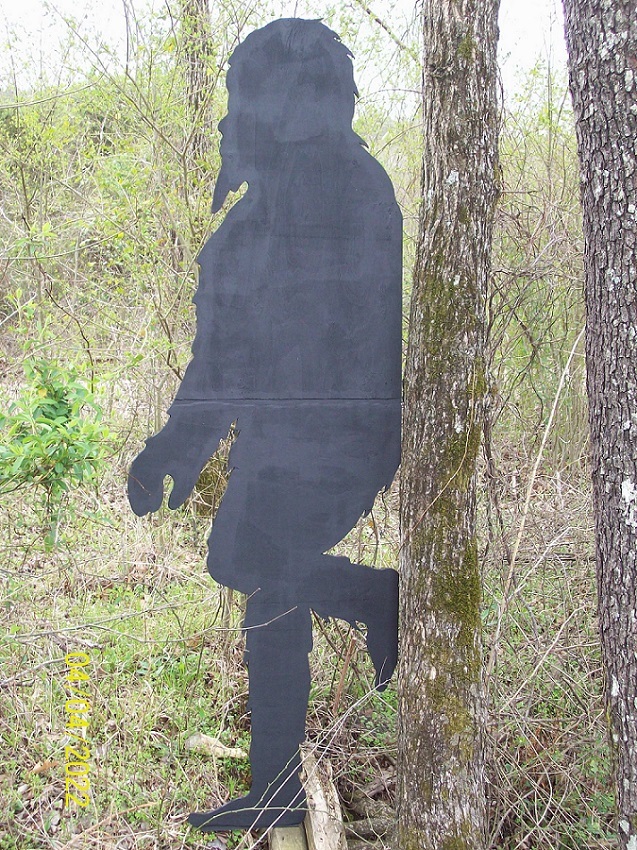 8 Foot Tree Leaning Yeti Big Foot Woodworking Pattern Stencil Yard Sasquatch   - $10.49