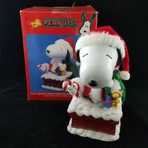 Peanuts Snoopy Santa Claus Animated Musical Tabletop Christmas Decor Kurt Adler - £59.34 GBP