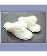 Soft White Thick Fuzzy Feather Haired Thong Sheepskin Slippers - £40.05 GBP