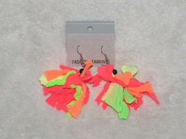 Vintage 80s Colorful Bright Neon Plastic Nylon Crinkly Elastic Band Earrings - £19.82 GBP
