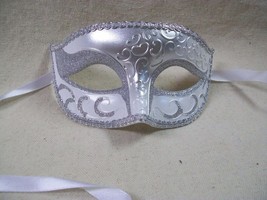 White Silver Glitter Eye Mask Royal Masquerade Ball Venetian Ballerina B... - $168.69 MXN
