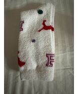 New VS PINK Limited Edition Shea-Infused Cozy Socks - $160.74 MXN