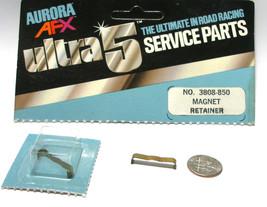 1pc 1977 Aurora AFX SpeedSteer Ultra5 MAGNET RETAINER Service Part #3808 Bubbled - £2.23 GBP