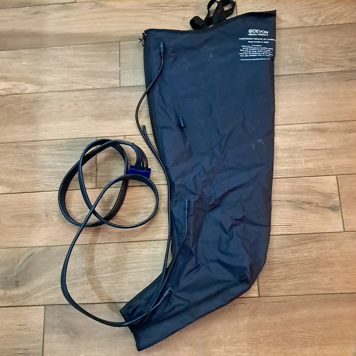 Devon Compression Therapy Garment 4 Chamber CircuFlow Leg Medium D-300M ... - $93.00