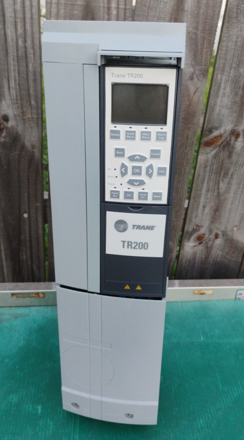Trane 131L2030 TR200 1.5kW 2HP VFD 3Ph 480VAC 3.4Amp Motor Control Panel - $688.05