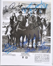 YOUNG GUNS Cast Signed Photo X5 - Emilio Estevez, Keifer Sutherland + W/COA - £526.77 GBP