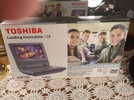 Brand New Toshiba Portable DVD Player Model SDP72S Kit 7&quot; - £70.75 GBP