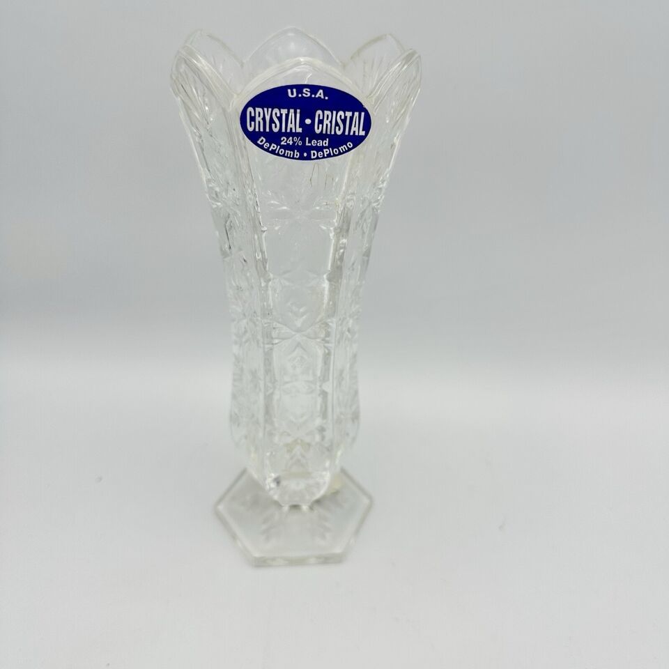 DePlomb 24% Lead Crystal Bud Vase Snowflake Design Pedestal 8" Winter