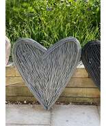 Hand Painted Large Grey Wicker Heart- 85cm - €173,05 EUR Hand Painted Large Grey Wicker Heart- 85cm - €173,05 EUR