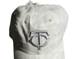 New Era Minnesota Twins MLB 920 Women Core Slide Strap Hat Chrome Bloom ... - €24,30 EUR