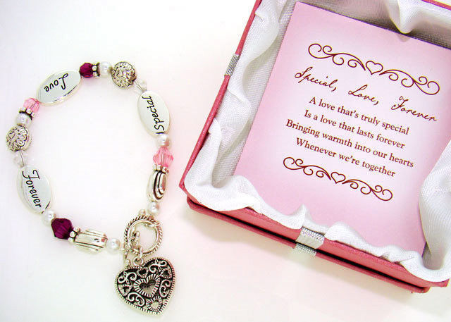 Special Love Forever Expression Heart Charm Bracelet Mother's Day Gift - $19.75