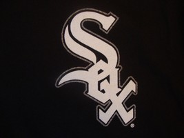MLB Chicago White Sox Baseball Black T Shirt Fits Size M Quentin #20 Jersey - £16.33 GBP