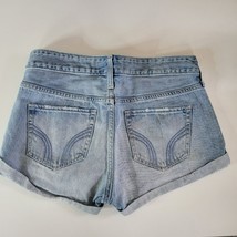 Hollister Denim Jean Short Light Blue Wash Womens Junior Size 3 - $8.60