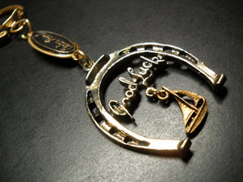 Cedar Park Key Chain Upside Down Horseshoe Good Luck Small Sailboat Gold Silver - £9.43 GBP