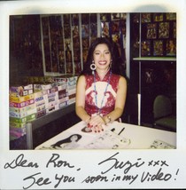 ADULT STAR SUZI SUZUKI SIGNED  POLAROID PICTURE TAKEN AT  VSDA CONVENTION - $79.95