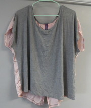 Adore Me Women&#39;s Pajama Top Loungewear Sleepwear 525X Gray Pink Size 0X - £6.06 GBP