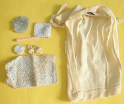 Barbies Robe &amp; Accessories - $17.95