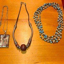 Beautiful Vintage Necklace Lot of 3 - £25.31 GBP