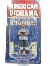 American Diorama Low Rider Grey Figure Vato Cholo Homeboy 1:24 Scale NEW - £10.40 GBP