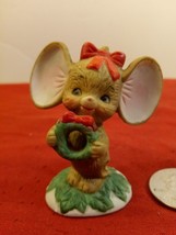 Vintage Lefton Mini- Big Eared Brown Christmas Mouse with Wreath Figurine 02477 - £19.90 GBP