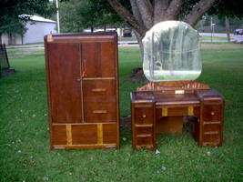 Antique/Vintage Armoire &amp; Vanity Dresser w/Mirror (Needs Work, Repair, R... - £199.83 GBP