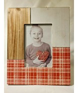 Foreside Home and Garden 4&quot; x 6&quot; Red Plaid Photo Frame Rustic Wood and W... - £26.97 GBP