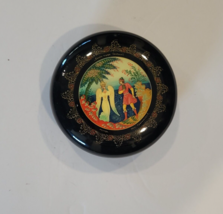 Vintage Russian Black Lacquer Plastic Trinket Box - £20.29 GBP