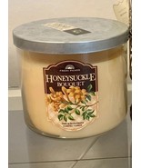 VTG Bath Body Works Honeysuckle Bouquet 3 Wick Candle NEW White barn Fre... - €21,71 EUR