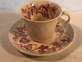 Wedgwood Purple Old Vine Demitasse Tea Cup &amp; Saucer Mint - $14.99
