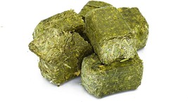 Alfalfa Cubes Premium Alfalfa Cubes for Hamster, Rabbit, Guinea Pig (12 oz. bag) - £5.63 GBP