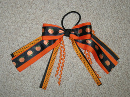 NEW &quot;PUMPKIN&quot; Pony Tail Halloween Girls Ribbon Hair Bows Cheer Streamers  - £4.70 GBP
