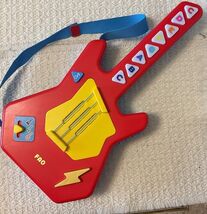 FAO Schwarz Stage Stars Interactive Guitar with Whammy Bar - WORKS!!! - $11.88