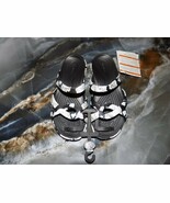 Crocs Meleen Twist Graphic Sandal Flat, Rose/Black Size 4 Women&#39;s NEW - $36.35 CAD