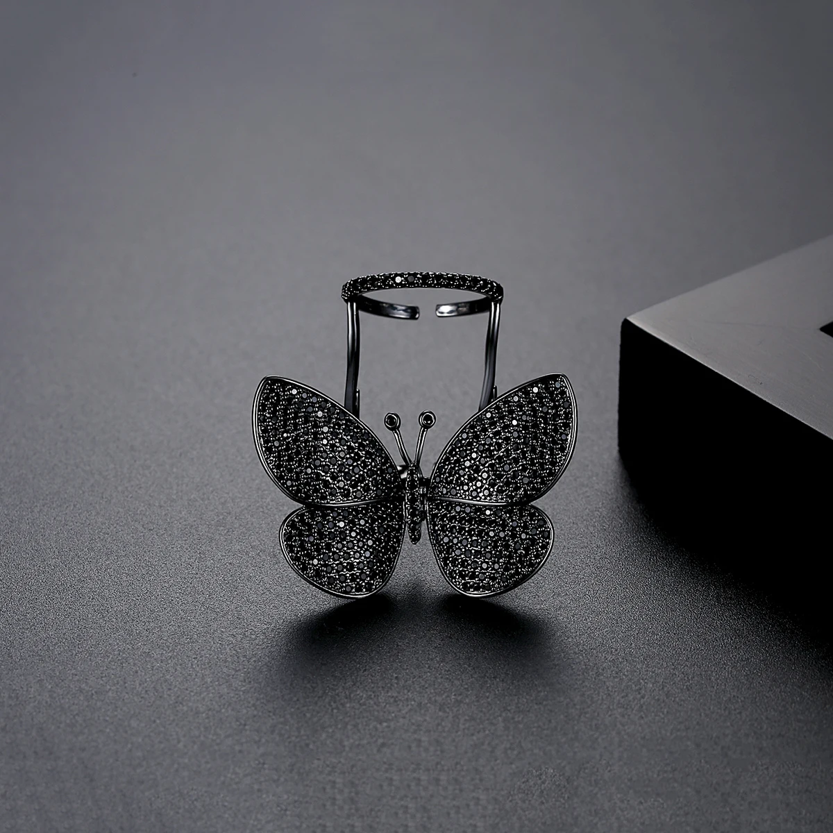 Dancing Butterfly Rings for Women Aesthetic Cubic Zirconia Wedding Engagement Ri - £23.77 GBP